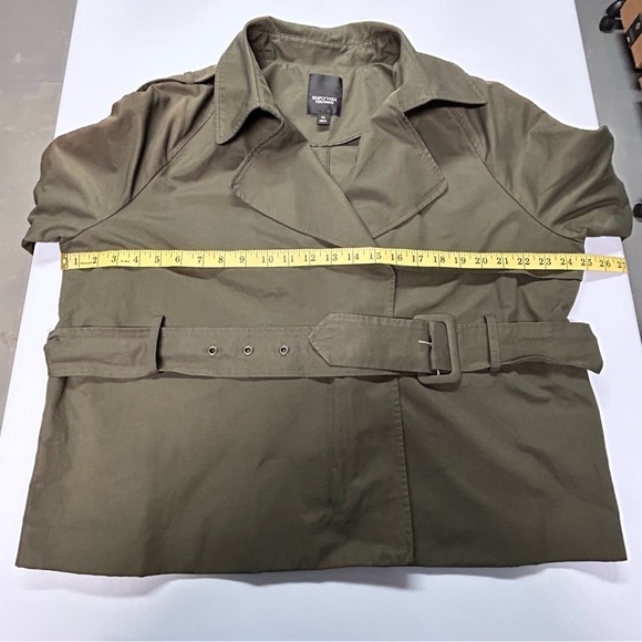 Vera Wang Womens Short Trench Coat Jacket Size XL Zip Belted Neutral Lightweight - Picture 8 of 12